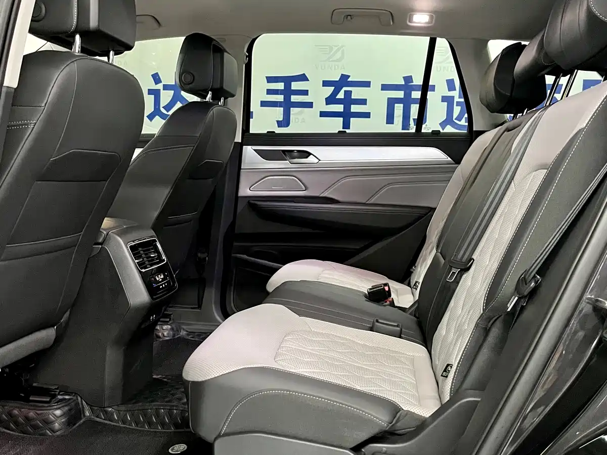 Volkswagen Talagon 2024 Model 380TSI 4WD R-Line Grand Touring Edition фото 12