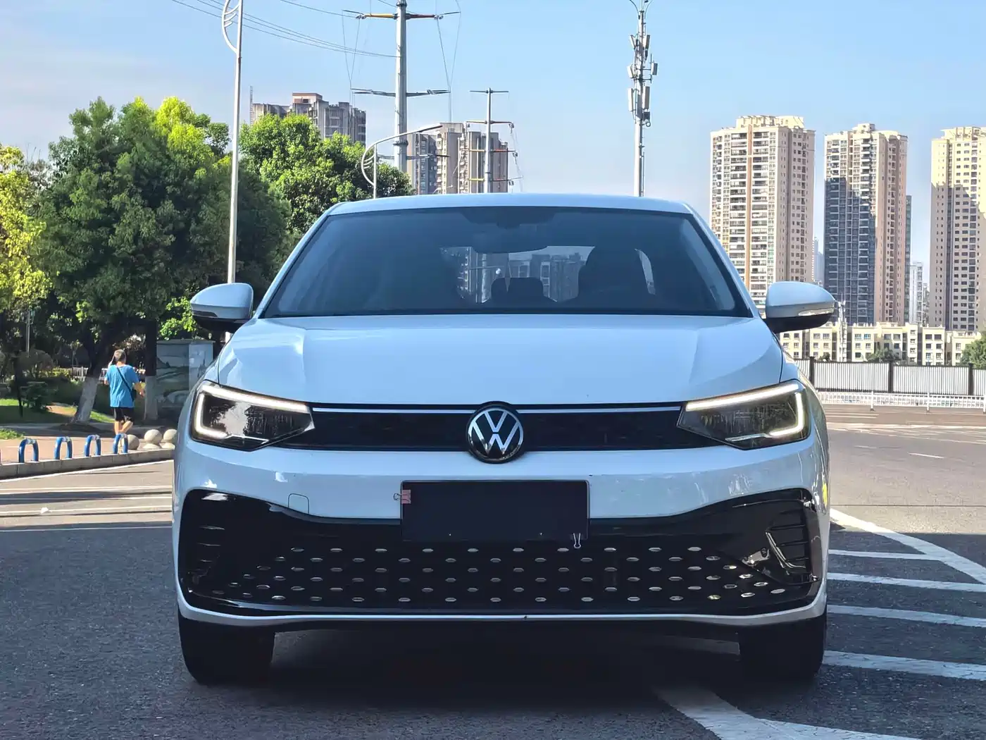 Volkswagen Lavida, миниатюра 2