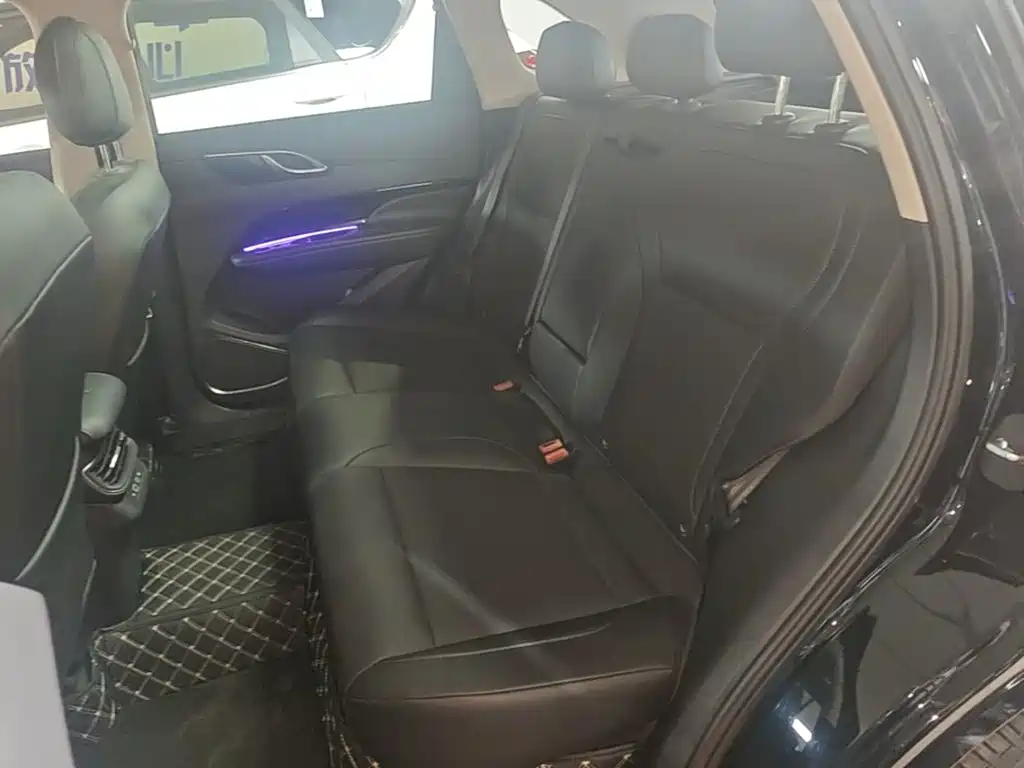 Hongqi HS3 PHEV 2025 2025 PHEV 115km Power Edition