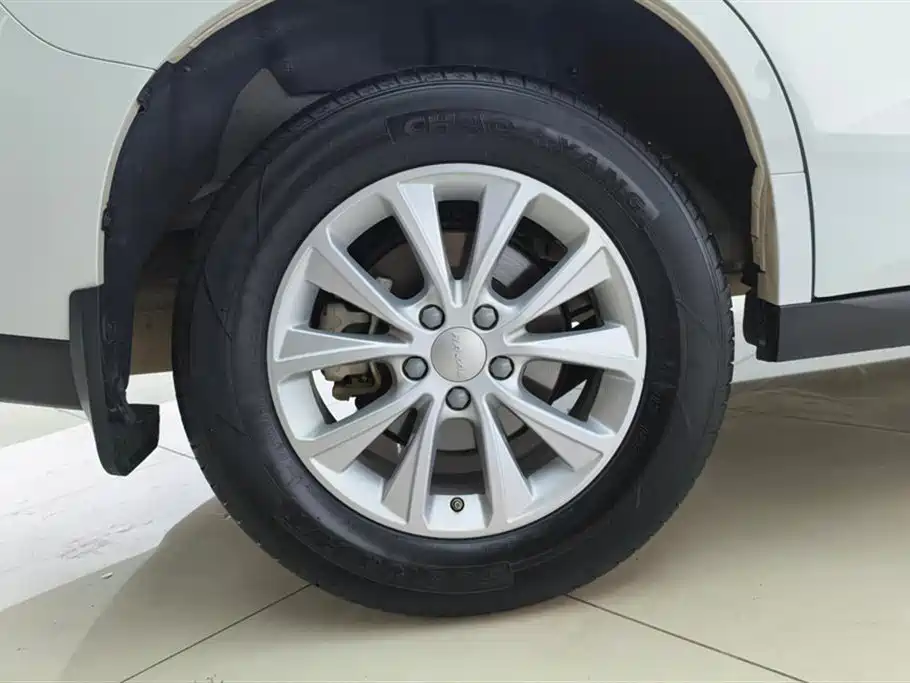 Haval M6 2023 PLUS 1.5T DCT Luxury Smart Connect фото 6