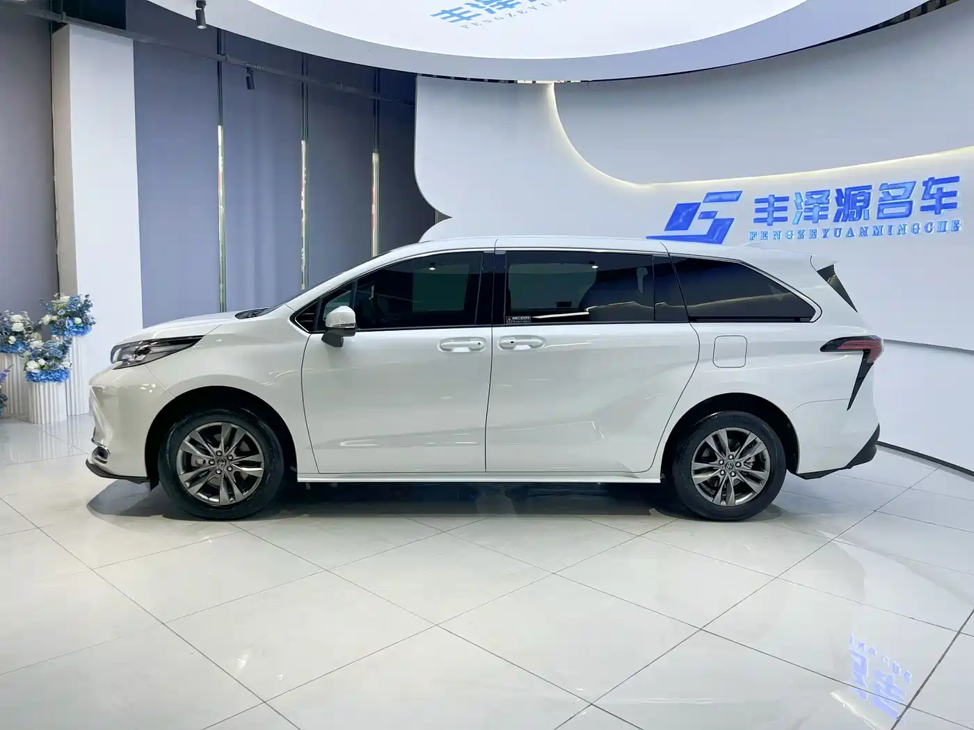 Toyota Sienna 2026