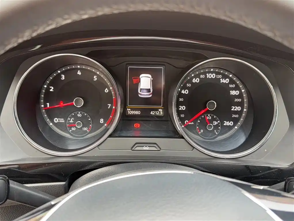 Volkswagen Tiguan L 2019 330TSI Automatic 2WD Panorama Comfort Edition China VI фото 3
