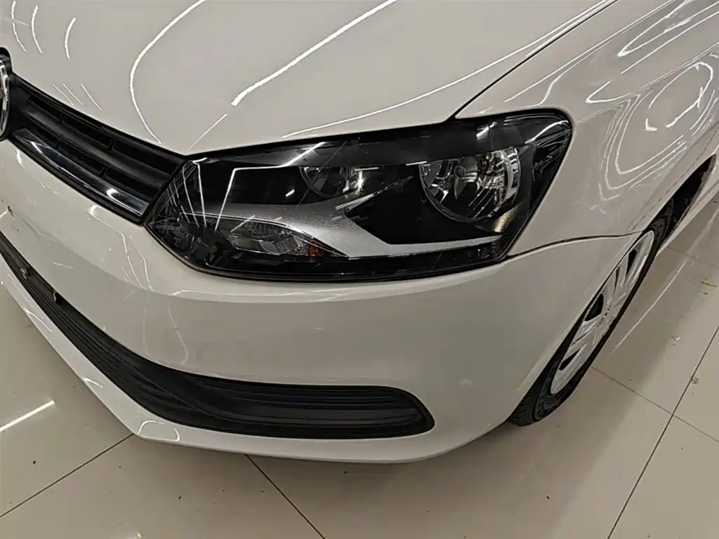Volkswagen Polo 2018 1.5L Auto Safe Drive фото 24