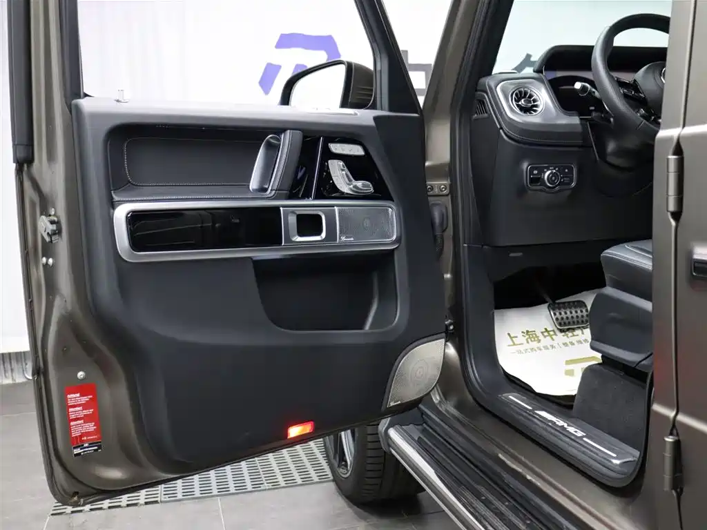 Mercedes-Benz G-Class AMG 2025 AMG G 63 фото 5