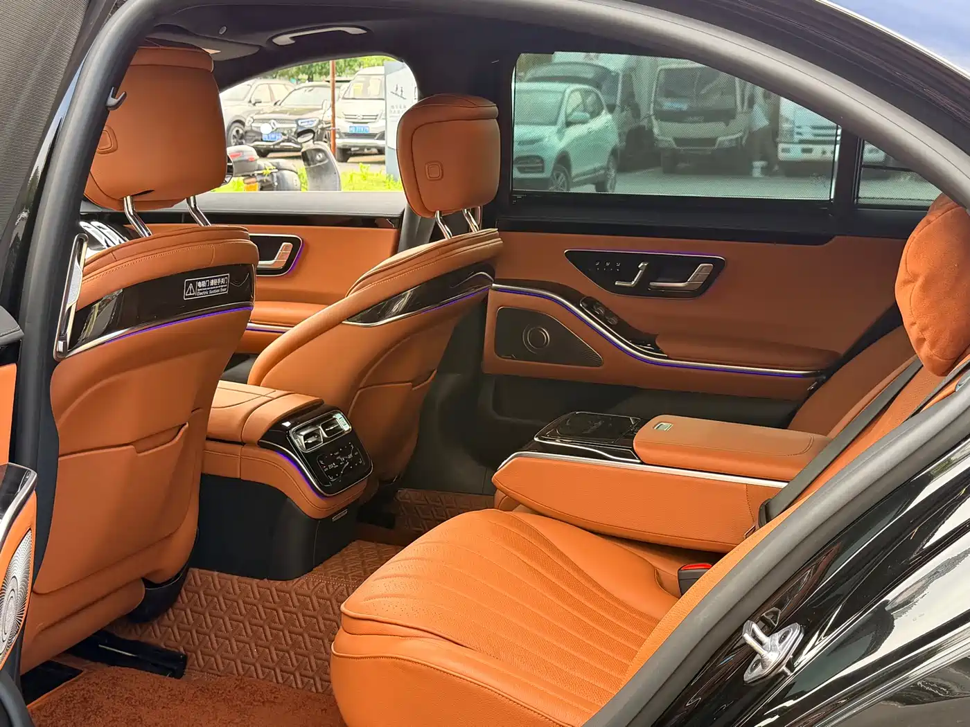 Mercedes-Benz S-Class 2023 Model S 400 L Luxury Edition фото 12