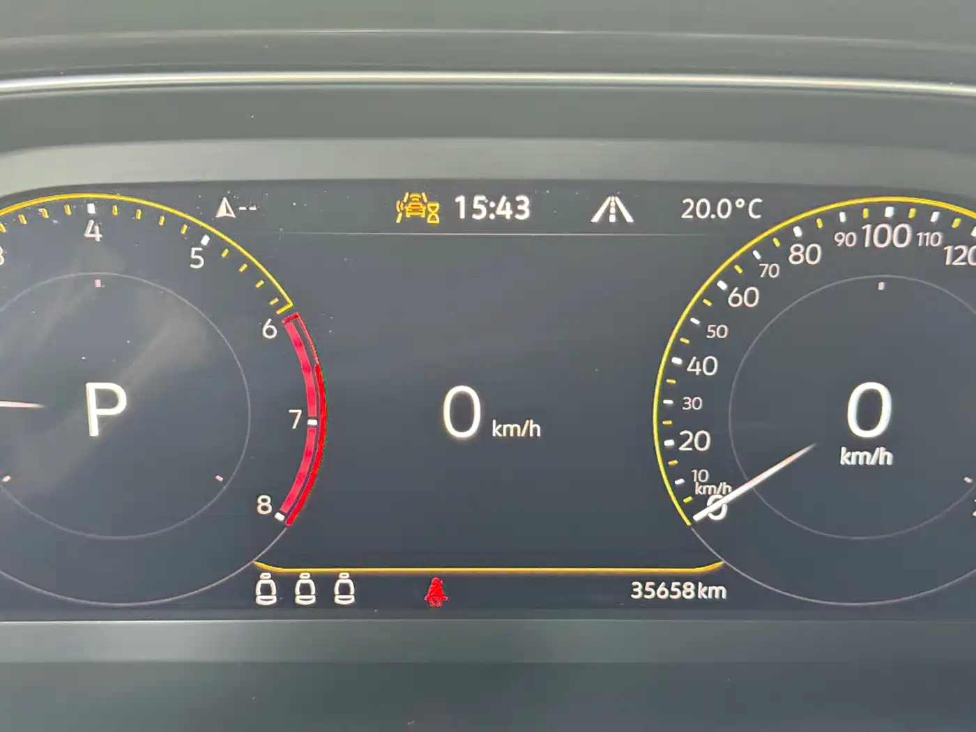 Volkswagen T-ROC 2022 280TSI DSG 2WD Comfort PLUS фото 8