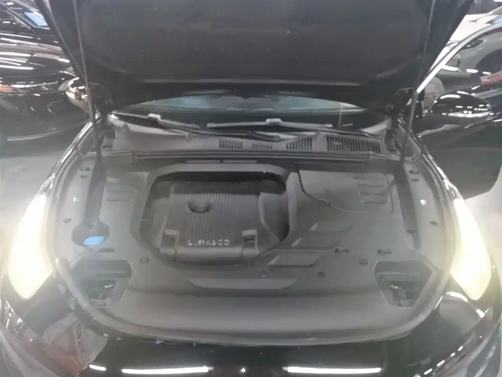 Lynk & Co 03 2019 2.0TD Auto Power Version фото 20