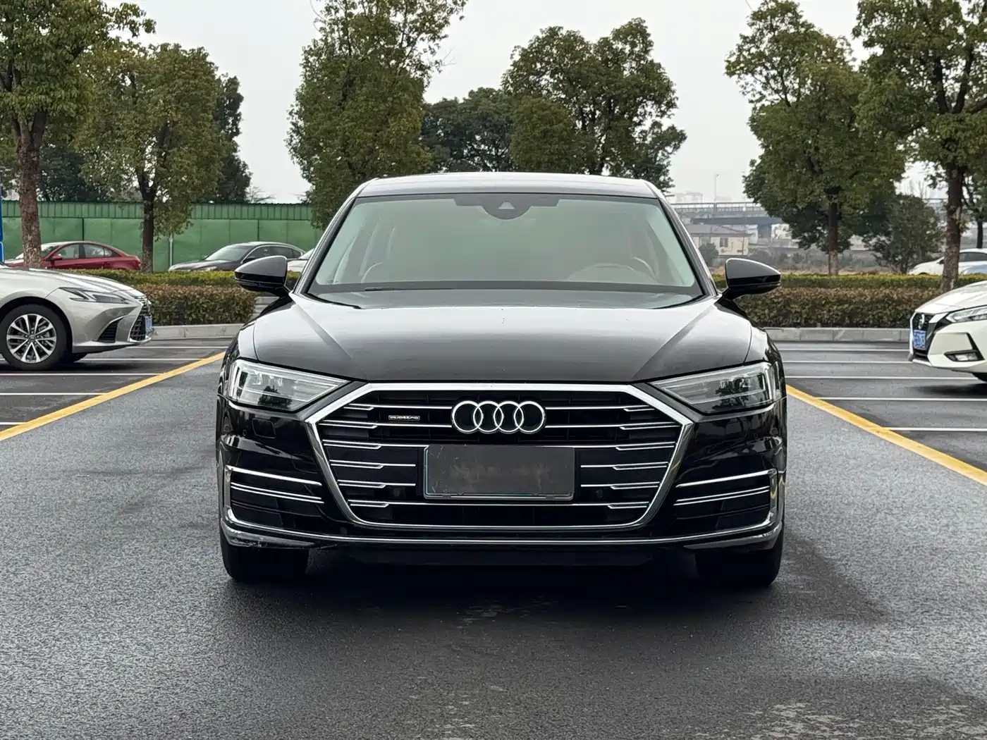 AUDI A8