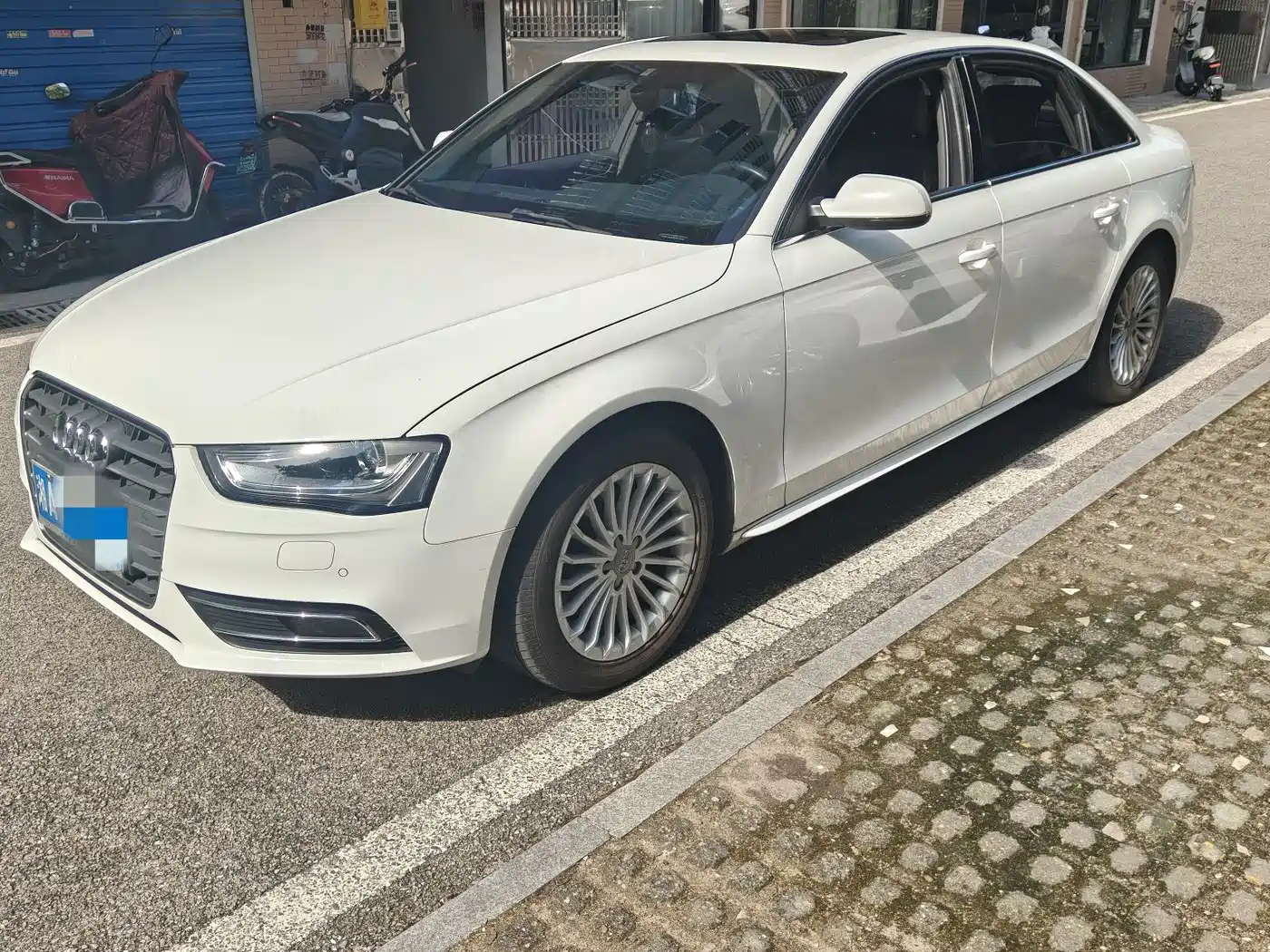 Audi A4L 2015 35 TFSI Auto Standard