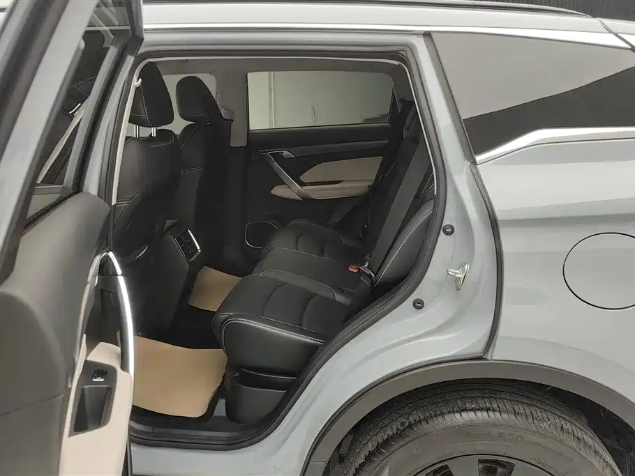 GEELY AUTOMOBILE BOYUE