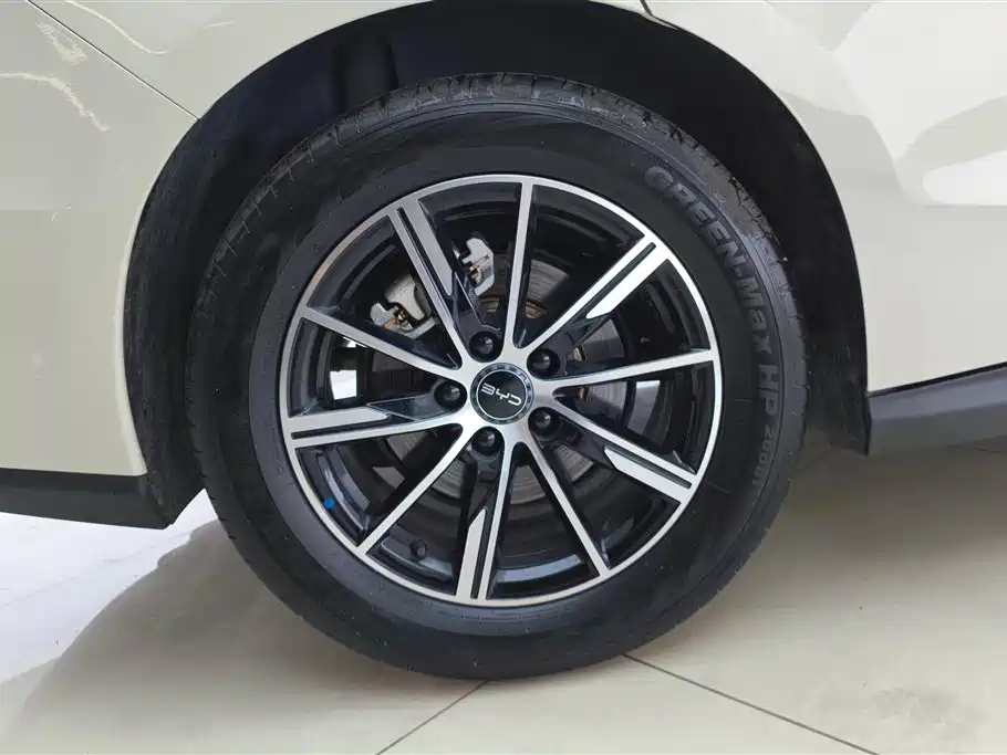 BYD SEAL 06 NEW ENERGY