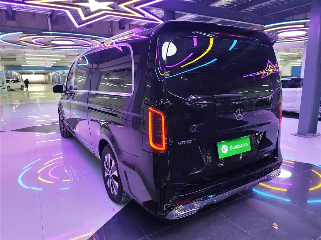 Mercedes-Benz Vito 2021 2.0T Business Edition 7-seater фото 20