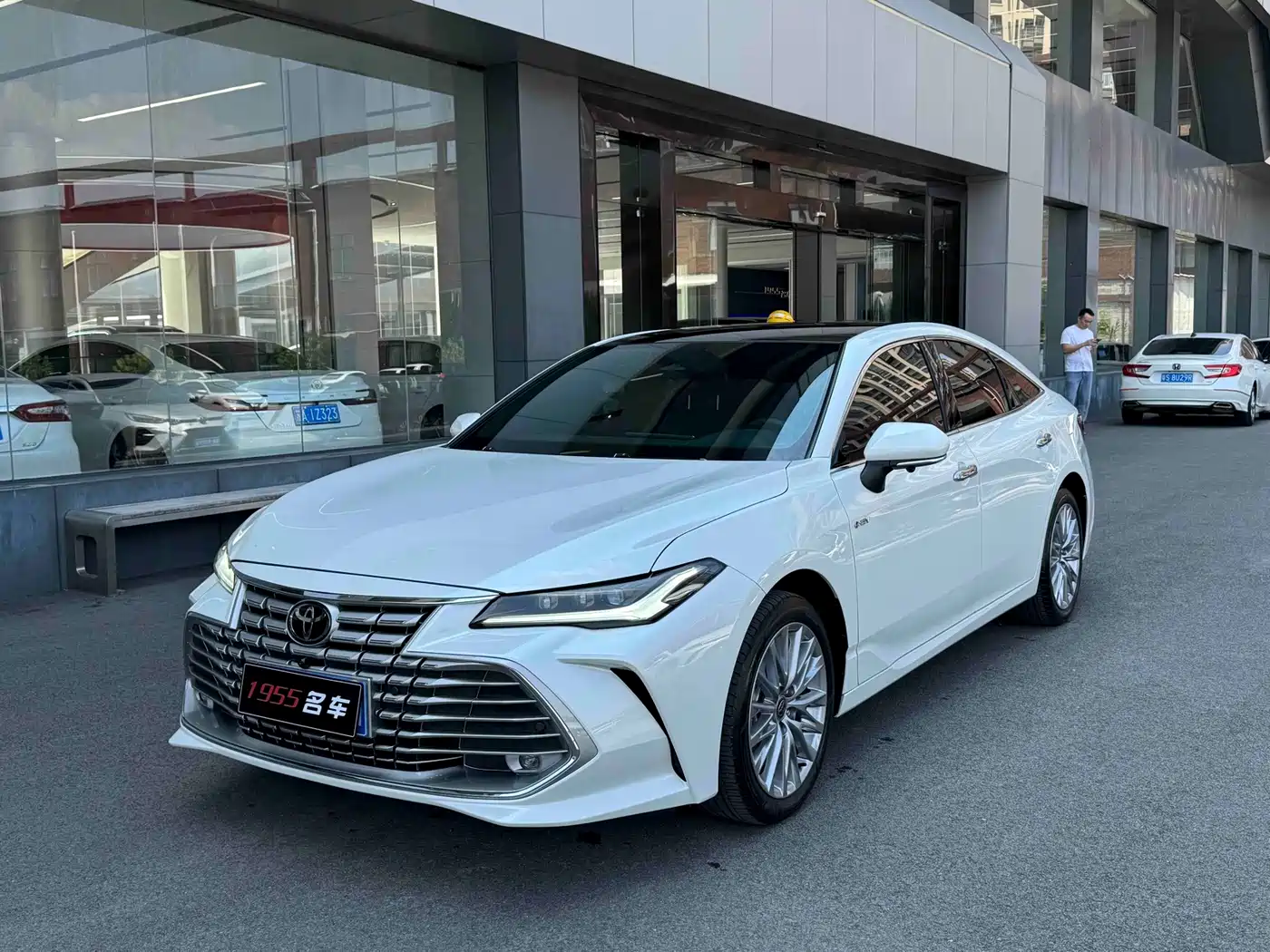 Toyota Avalon 2025 2024 Hybrid 2.0L Luxury Edition