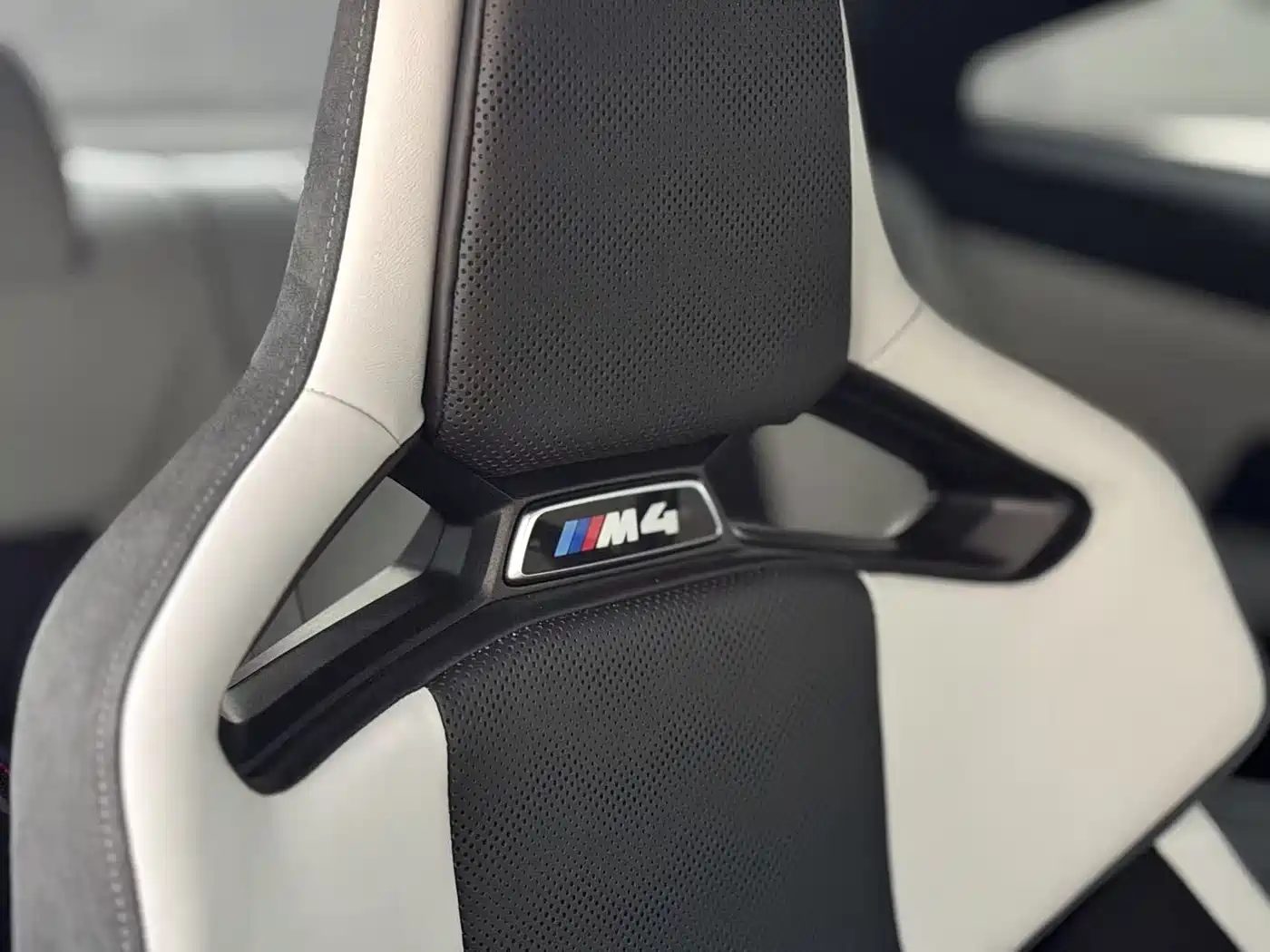 BMW M4 2023 M4 Coupe M xDrive Thunder Edition фото 14