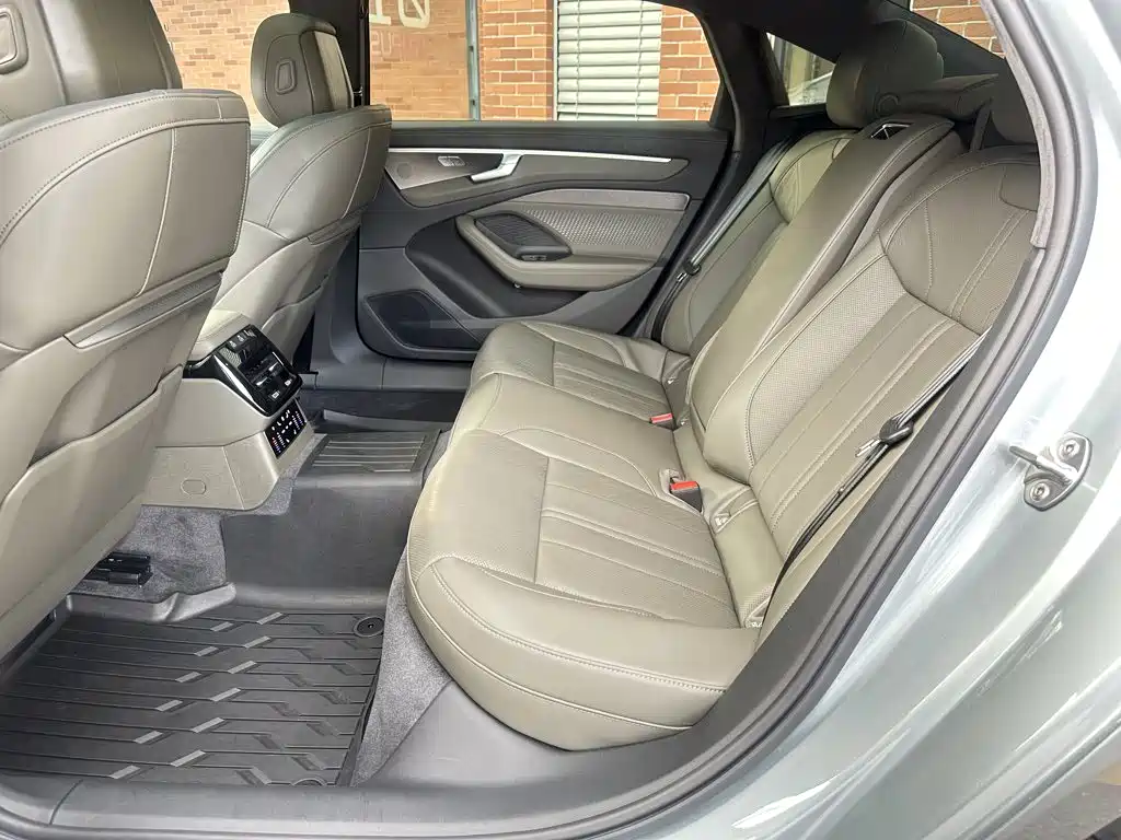 Audi A6L 2026 2026 Model 2.0T High Power Sport Edition