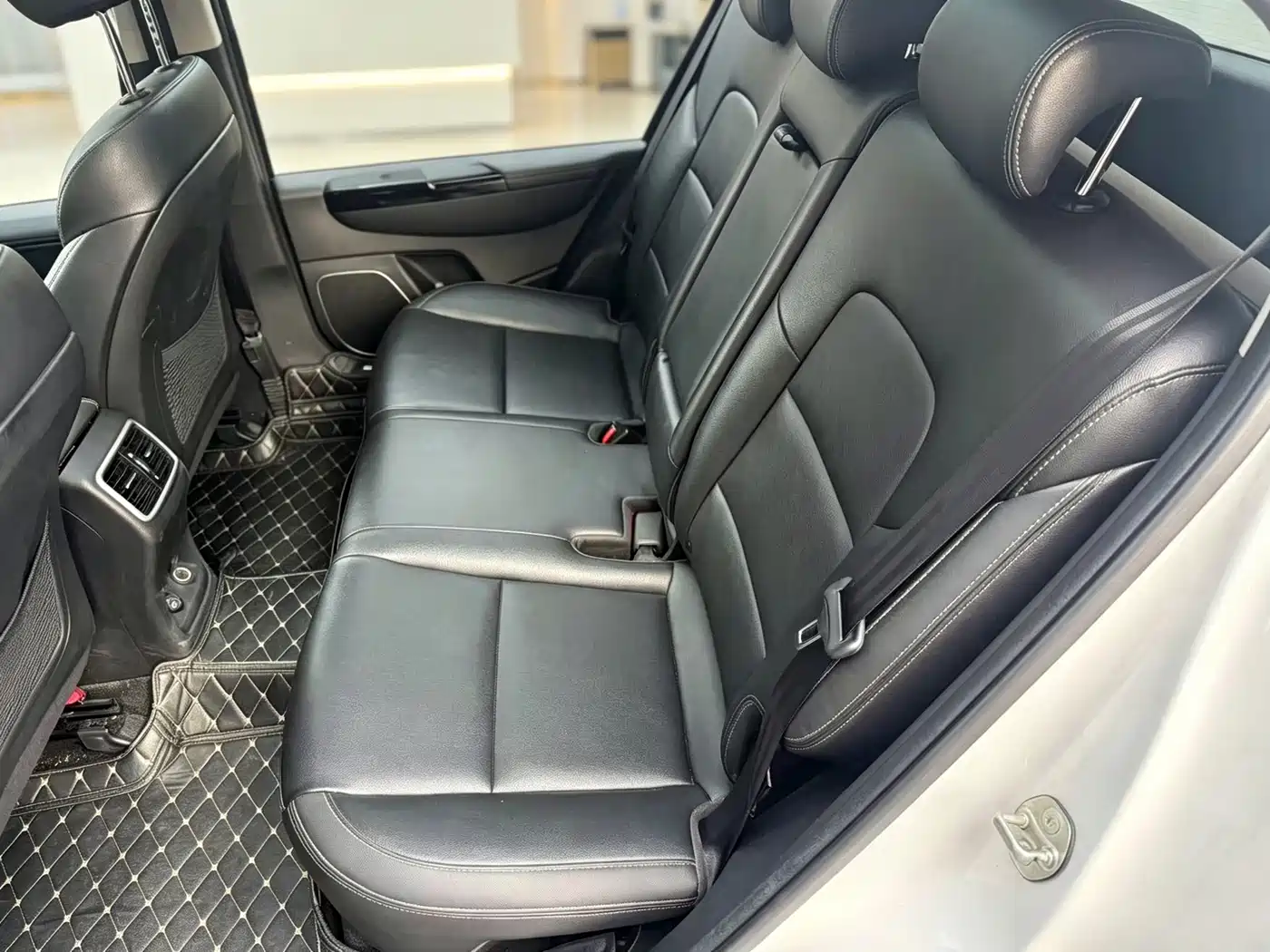 Фото 5 - Kia KX5