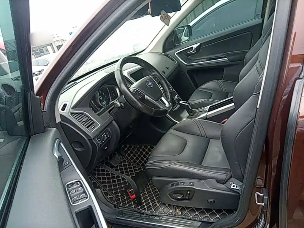 Volvo XC60 2015 2015 T5 AWD Smart Distance Edition