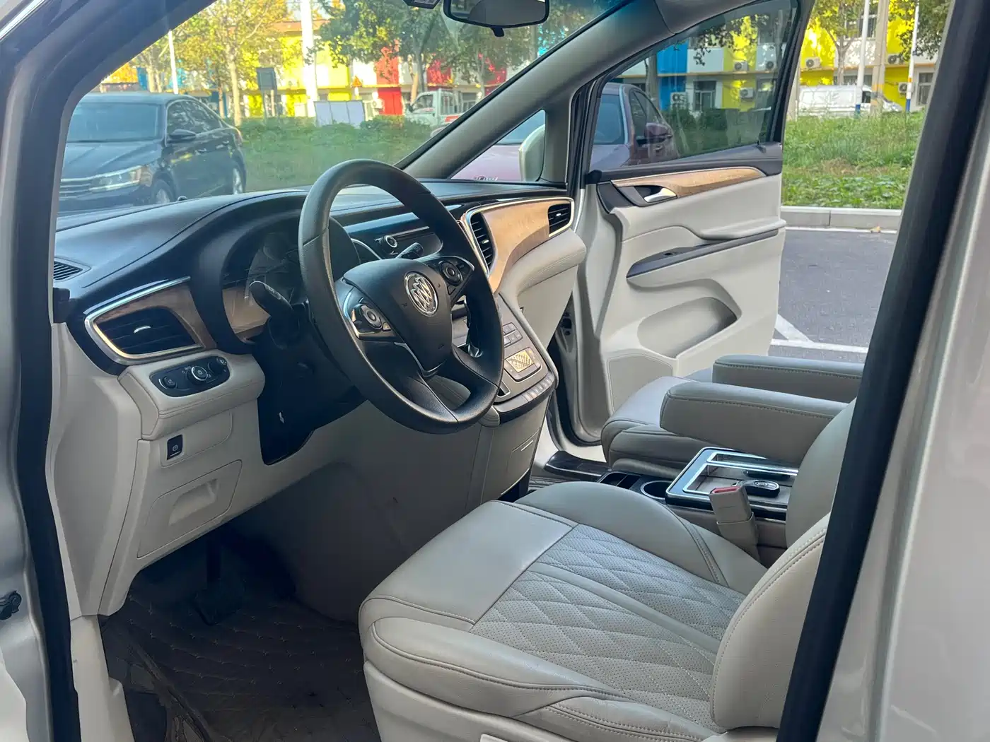 Buick GL8 2018 ES 28T Comfort Type China VI фото 10