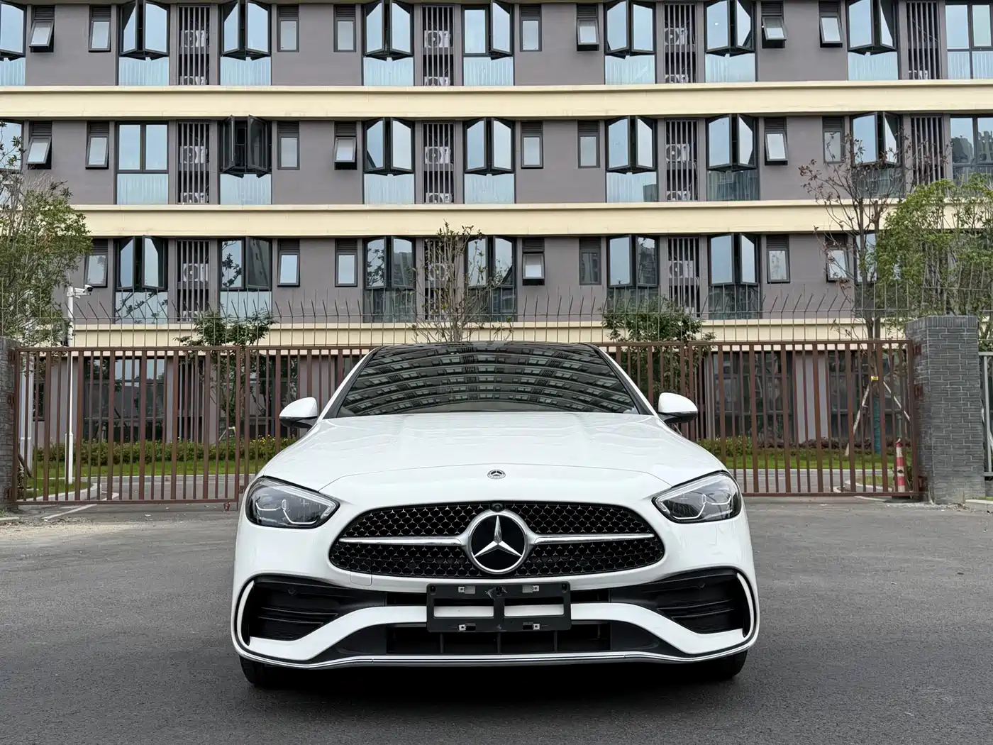 Mercedes-Benz C-Class 2025 C 260 L Sport Edition фото 2