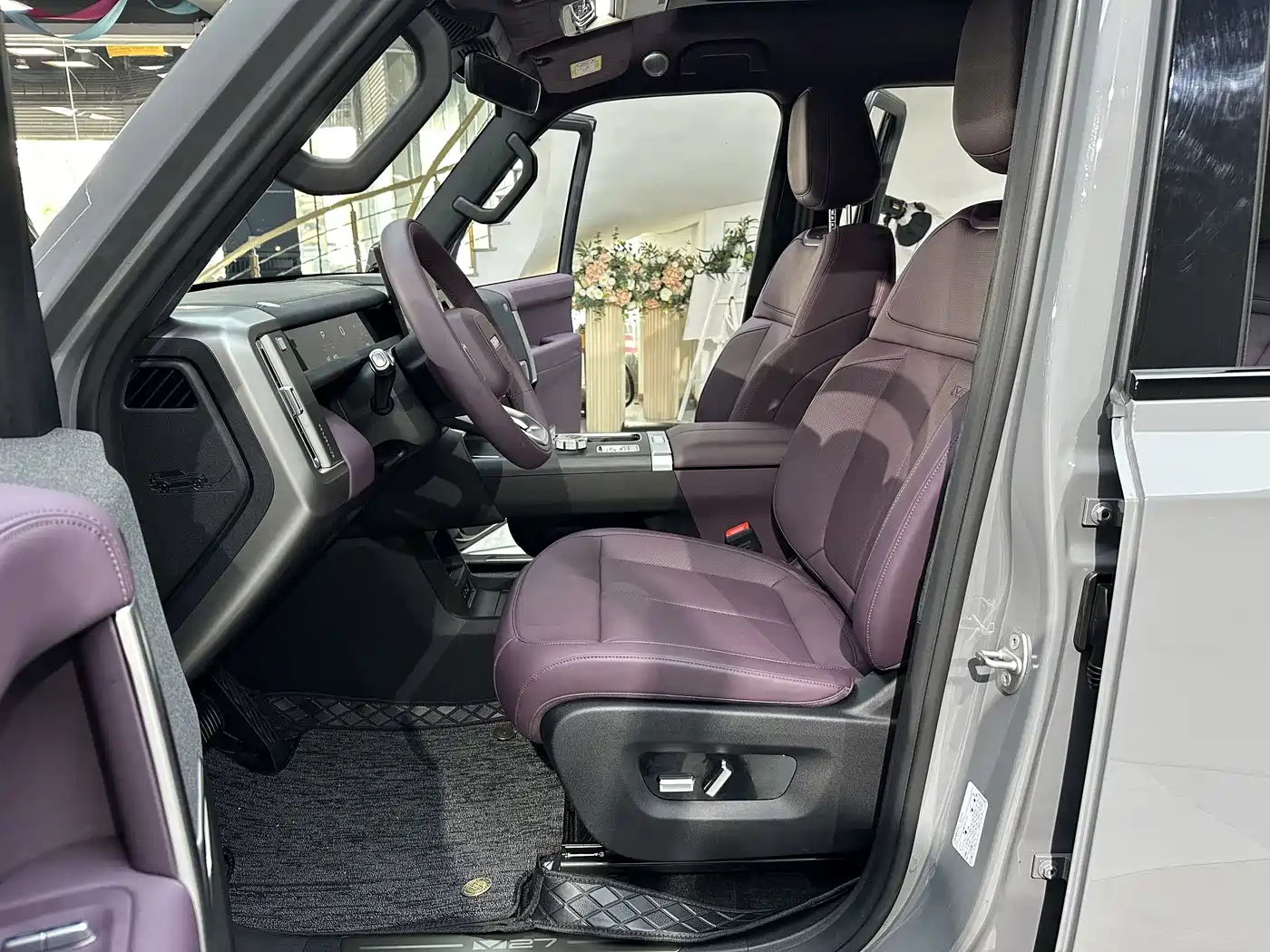 iCAR V27 2026 200KM AWD Falcon 500 фото 10