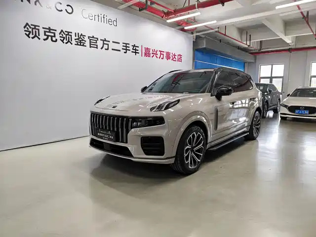  Lynk & Co Lynk & Co 09 2024 2.0T 4WD Sport Edition 5-Seater