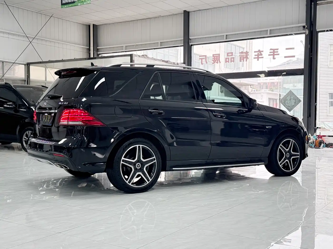 Mercedes-Benz GLE AMG 2017 AMG GLE 43 4MATIC фото 2