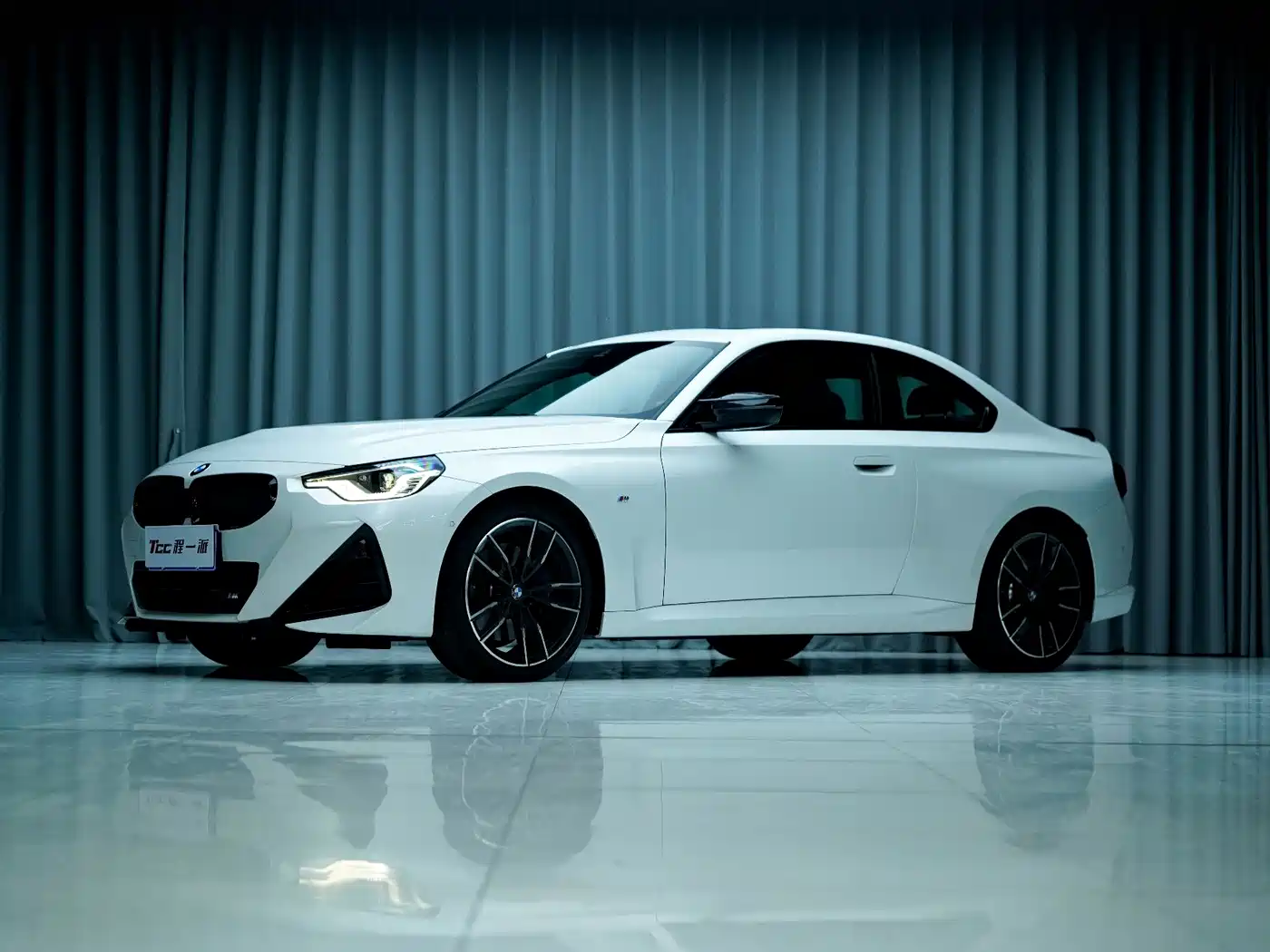 BMW M240I