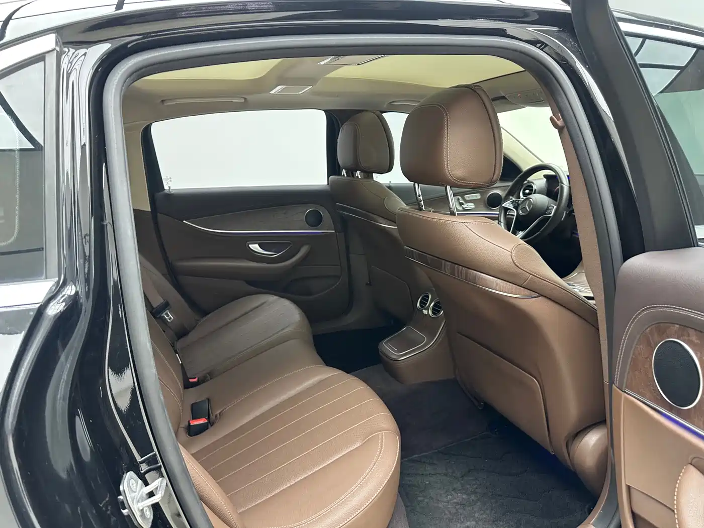 Mercedes-Benz E-Class 2021 E 300 L Fashion фото 16