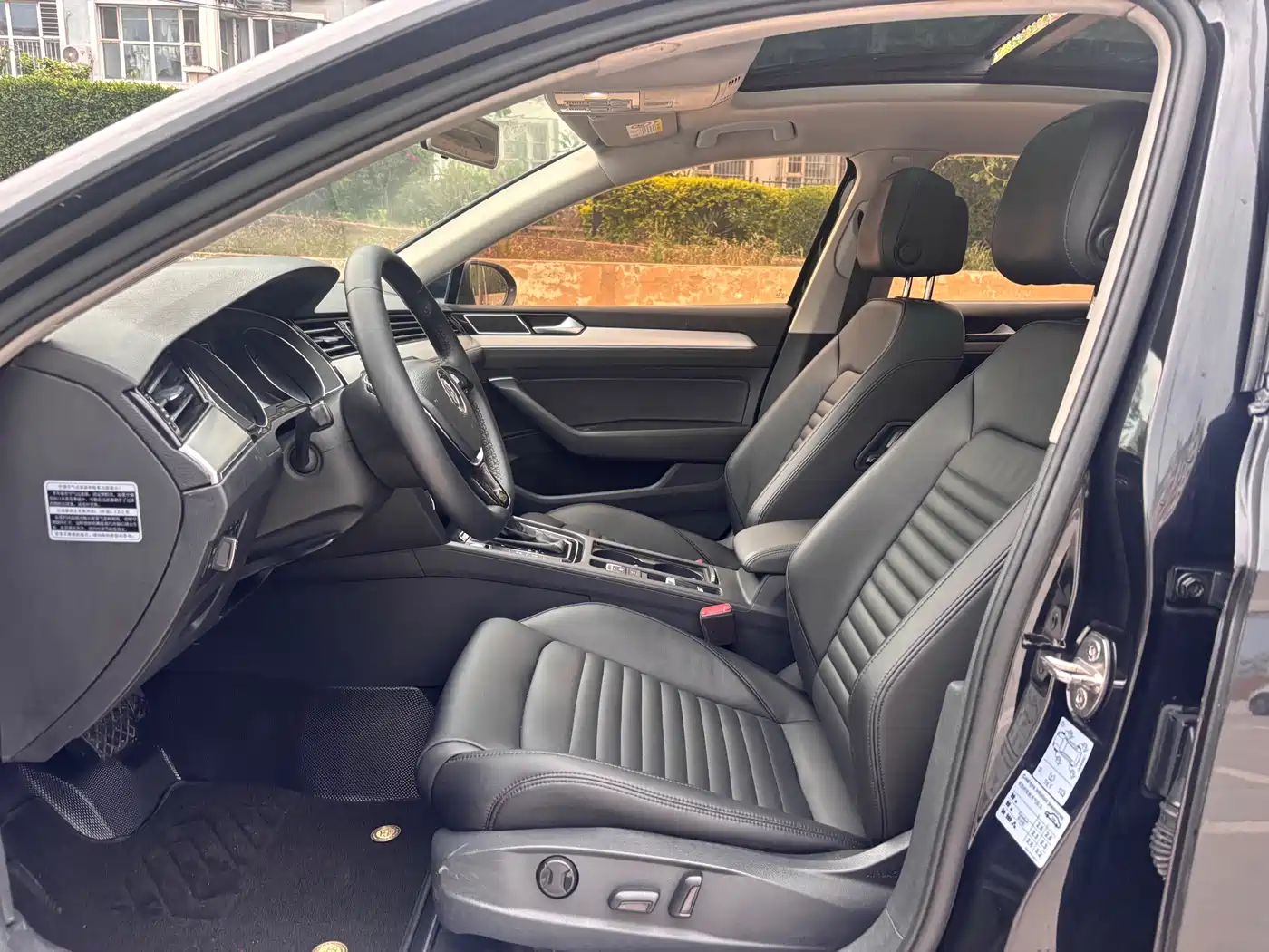 Volkswagen Magotan 2017 330TSI DSG Leading фото 11