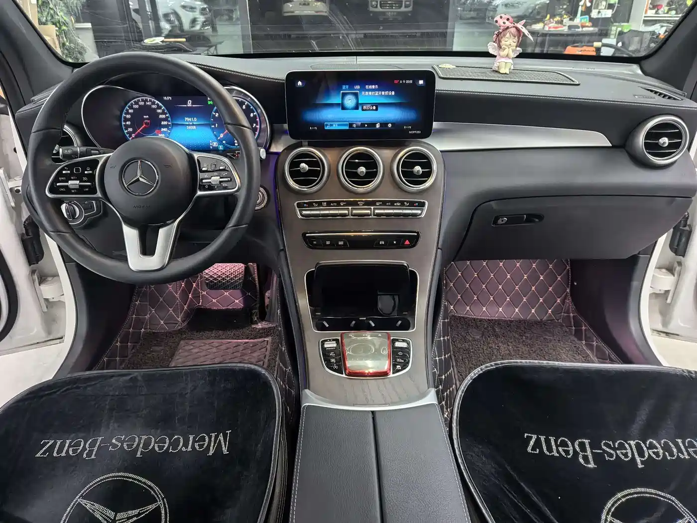 Mercedes-Benz GLC 2022 Model GLC 260 L 4MATIC Luxury Edition фото 10