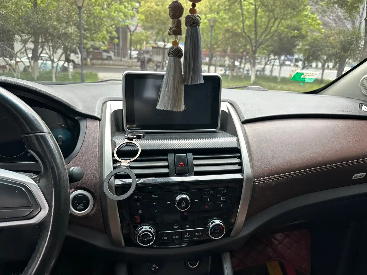 Bisu Auto Bisu T5 2018 2017 1.5T Manual Luxury