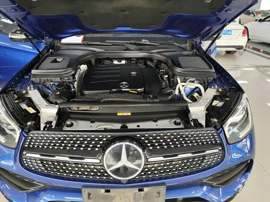 Mercedes-Benz GLC Coupe 2023 2022 GLC 260 4MATIC Coupe SUV