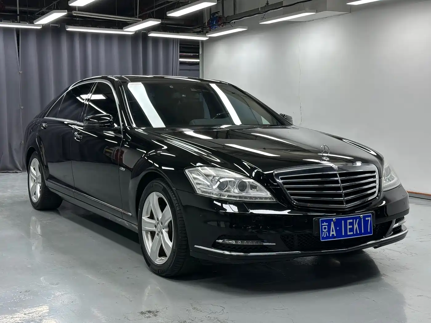 Mercedes-Benz S-Class 2012 S 300 L Business Grand Edition фото 3