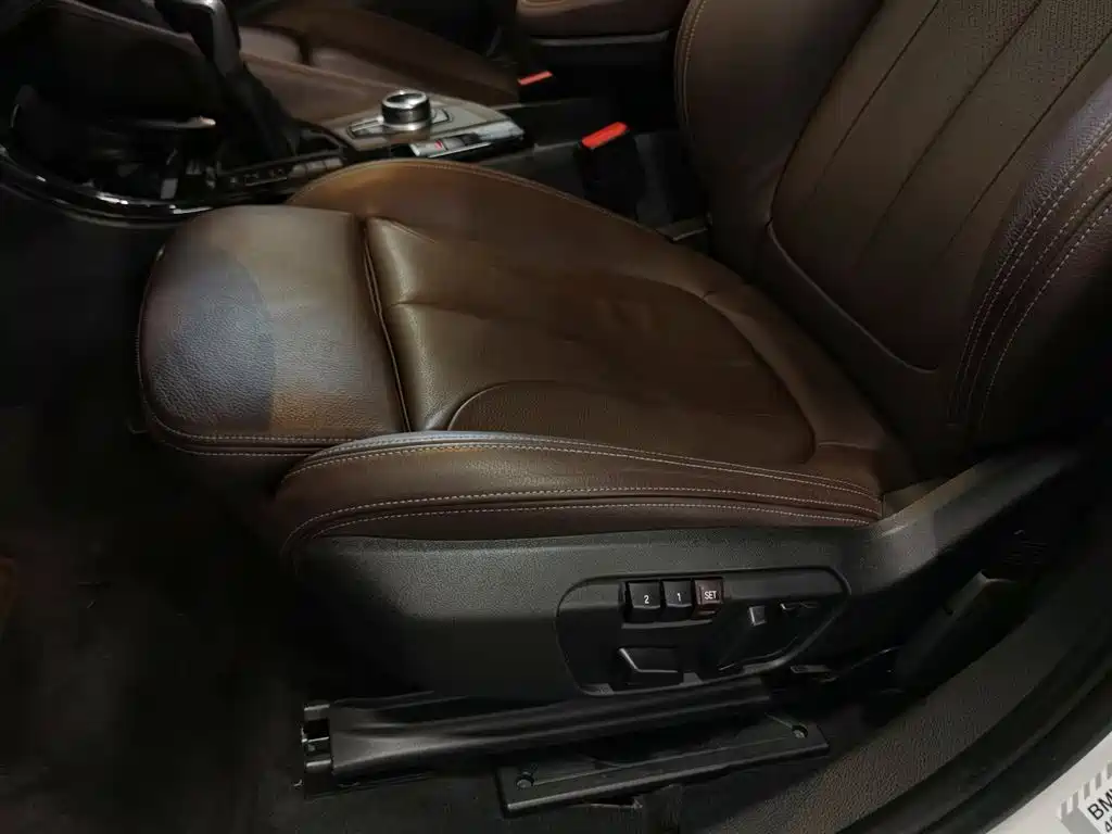 BMW X1 New Energy 2017 xDrive25Le фото 20