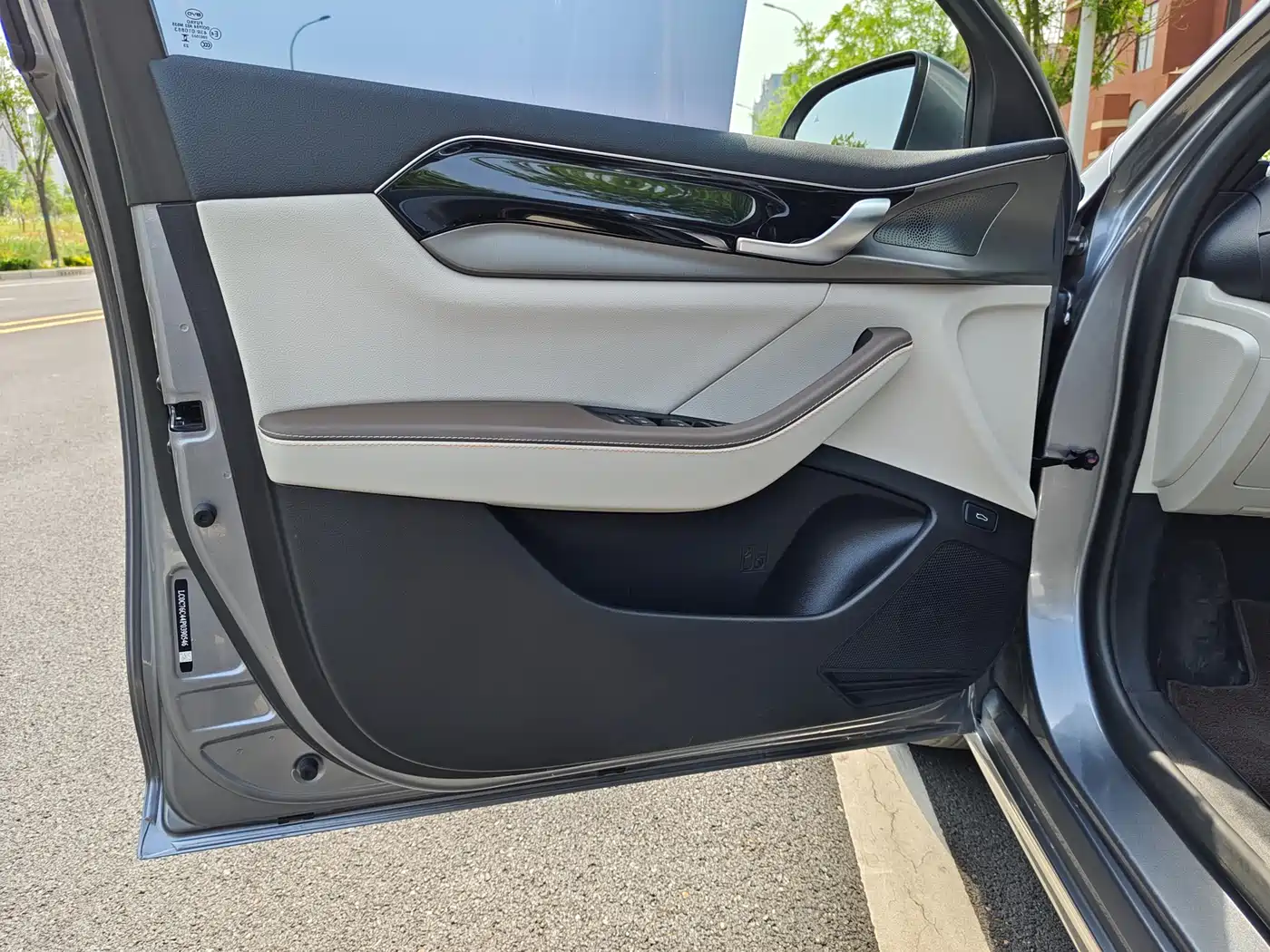 BYD Qin PLUS 2023 Champion Edition DM-i 120KM Excellence фото 20