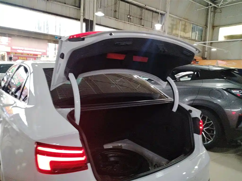 Audi A3 2019 Limousine 35 TFSI Fashion China V фото 19