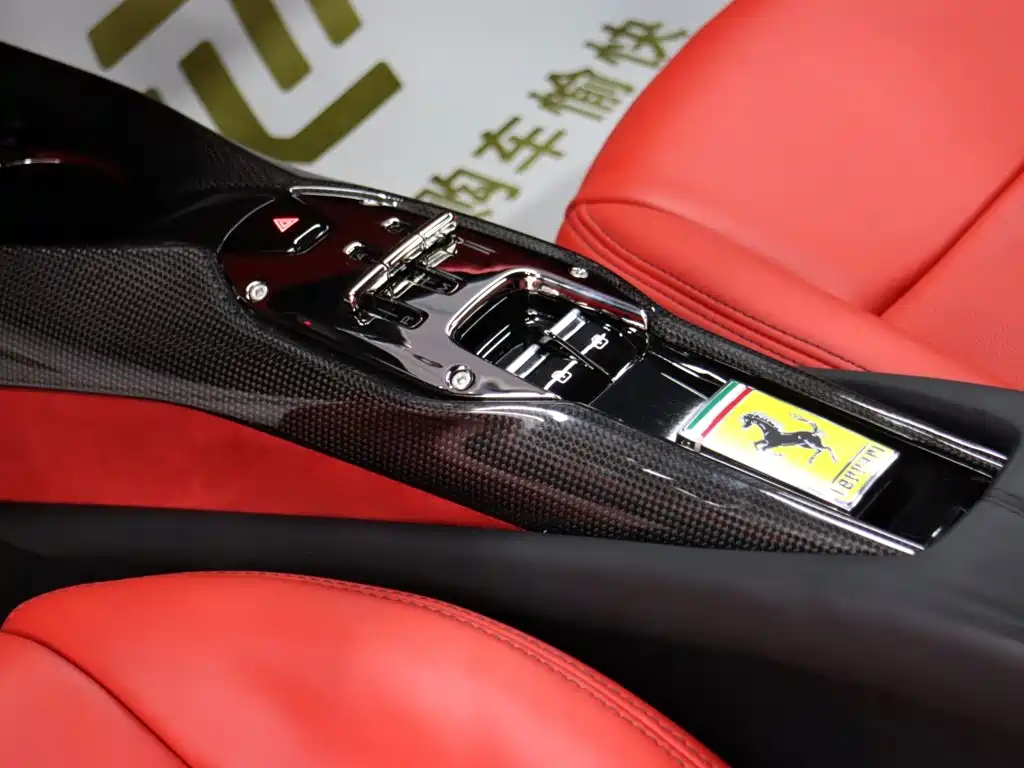 Ferrari 296 2024 2021 3.0T V6 GTB