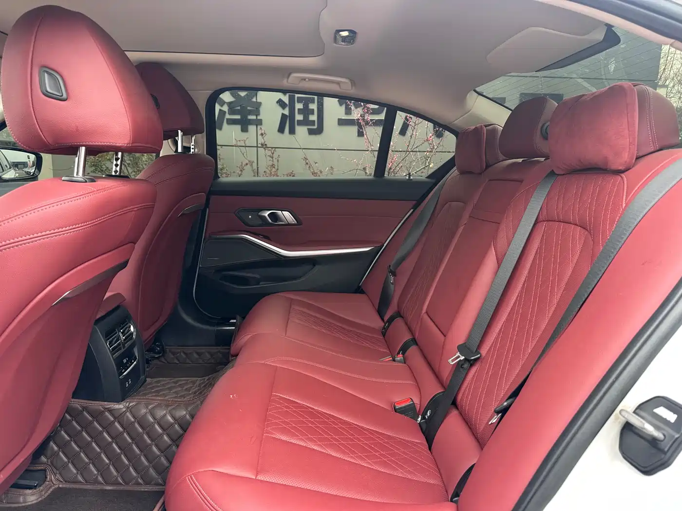 BMW 3 Series 2024 325Li M Sport Shadowline Package фото 8