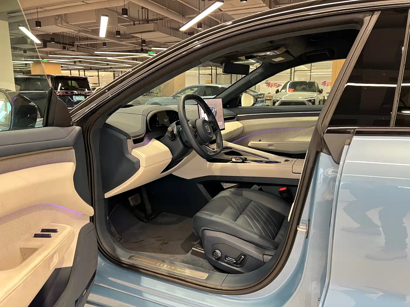 ZEEKR EXTREME KRYPTON 001