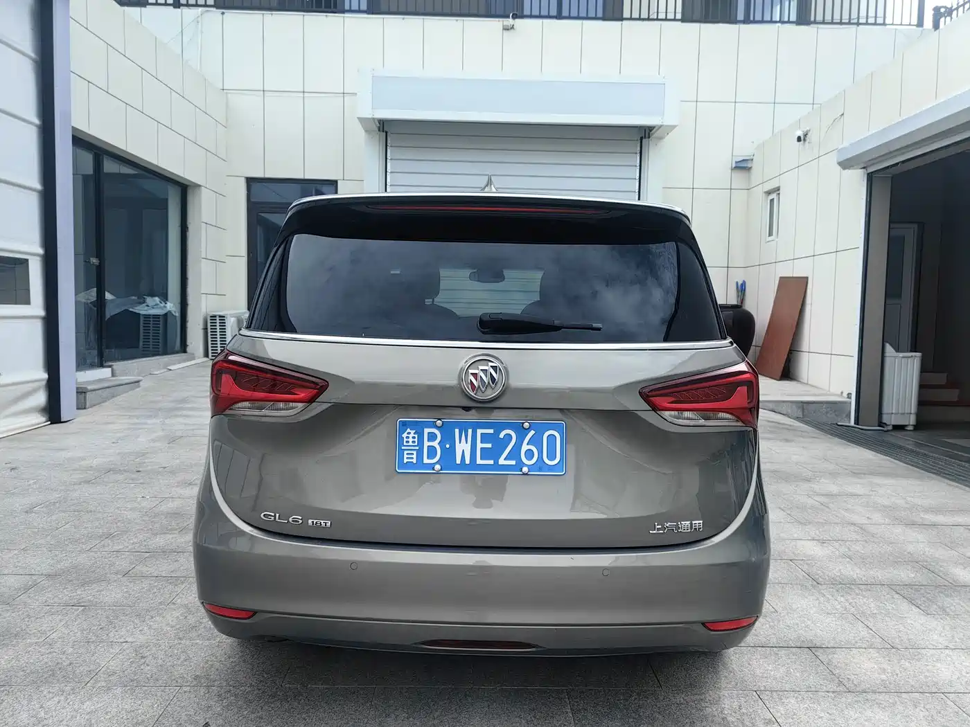 Фото 5 - Buick GL6