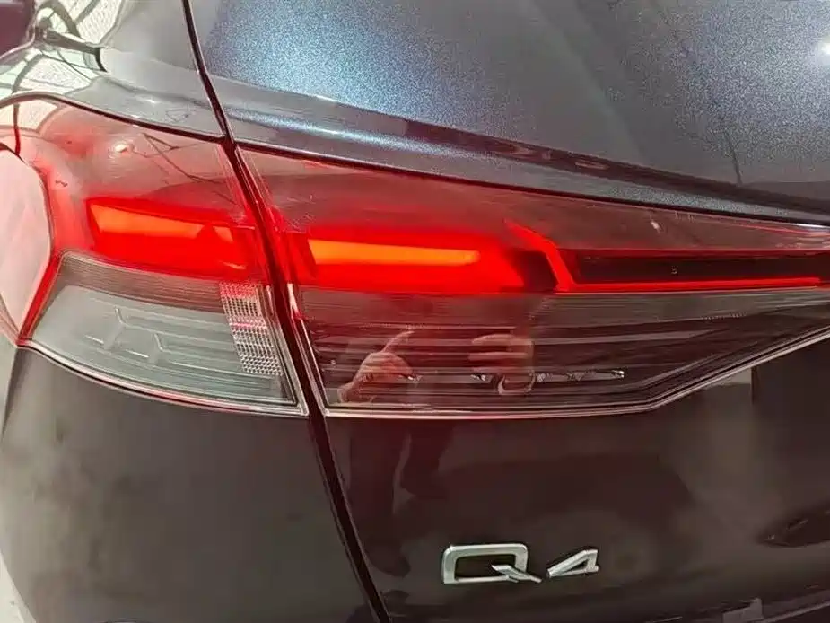 Audi Q4 e-tron 2024 40 e-tron Pioneer Edition фото 14