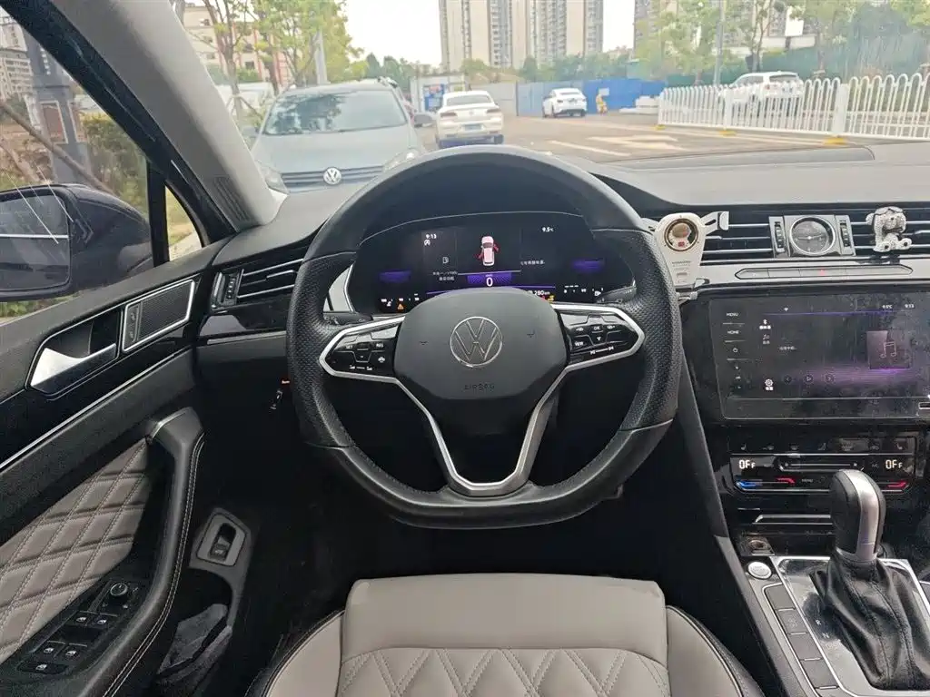 Volkswagen Magotan 2023 2 Million Units Anniversary Edition 330TSI DSG Leading Type фото 3