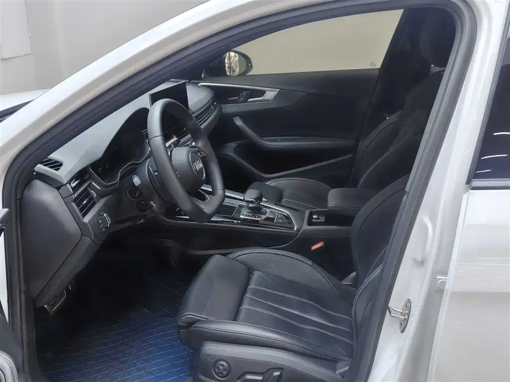 Audi A4L 2023 40 TFSI quattro Luxury Sport фото 11