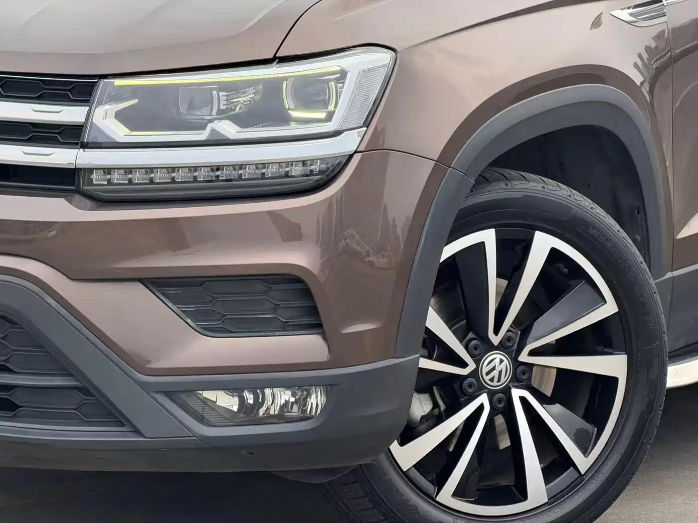 Volkswagen Tharu 2020 280TSI 2WD Luxury Edition China VI фото 4