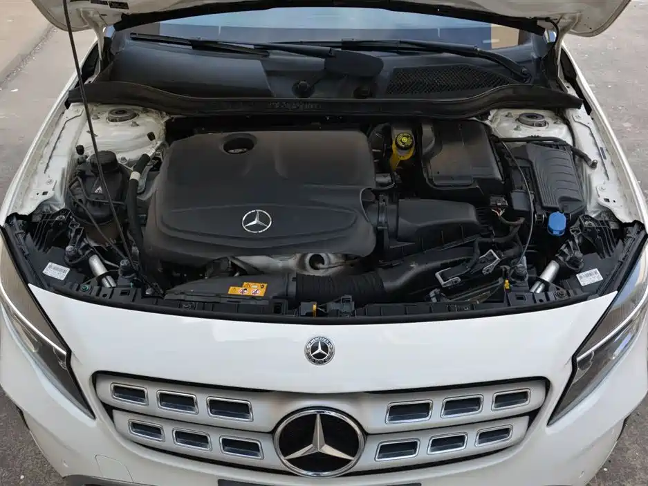 Mercedes-Benz GLA 2019 GLA 200 Dynamic фото 14