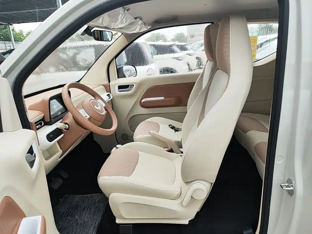 Wuling Motors Hongguang MINIEV 2026 2024 3rd Generation 215km Youth Edition