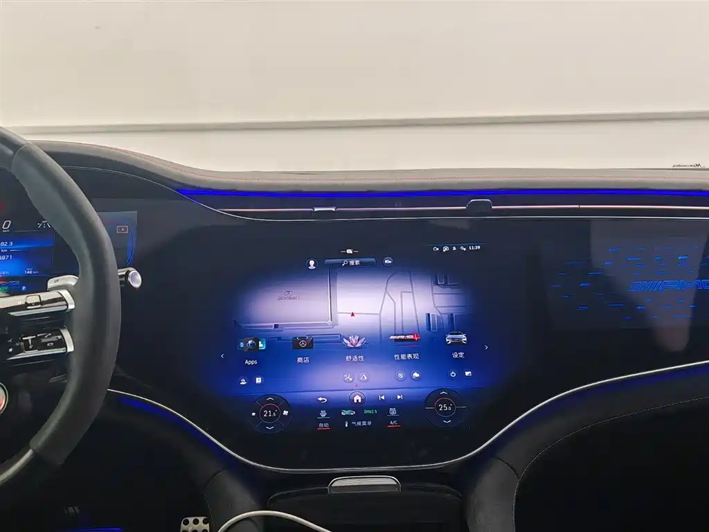 MERCEDES-BENZ EQE AMG