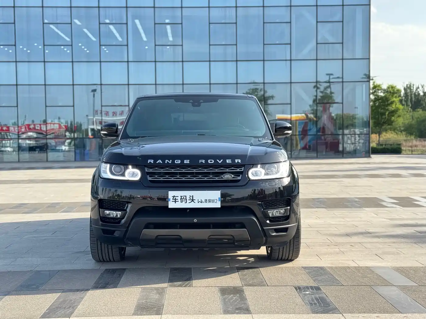 Land Rover Range Rover Sport 2017 3.0 SC V6 SE фото 2