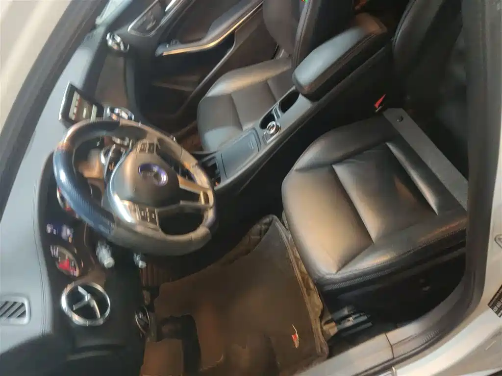 Mercedes-Benz GLA 2015 GLA 260 4MATIC Sport фото 15