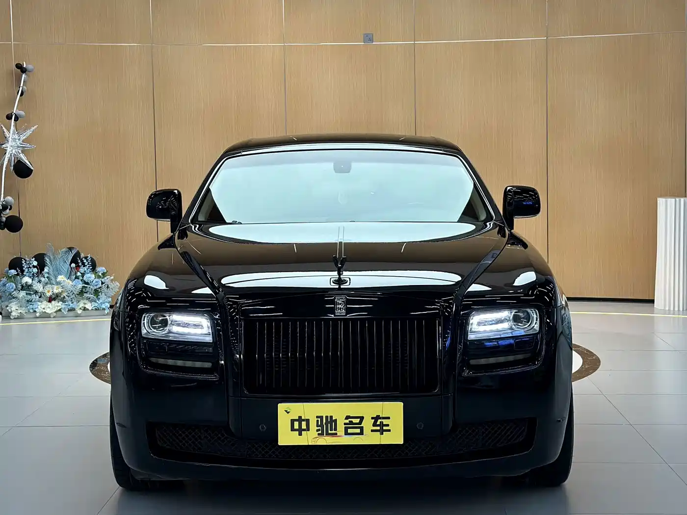 Фото 2 - Rolls-Royce Ghost